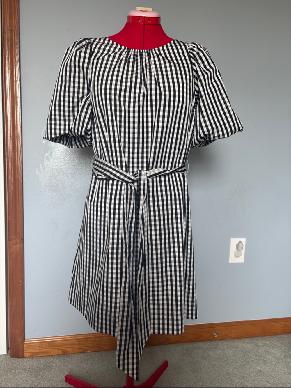 Vineyard Vines Black & White Gingham Puff-Sleeve Midi Dress